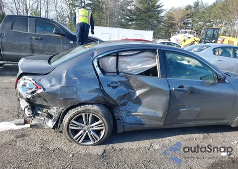 2013 Infiniti G37X из США, поврежденный, VIN JN1CV6AR1DM767744